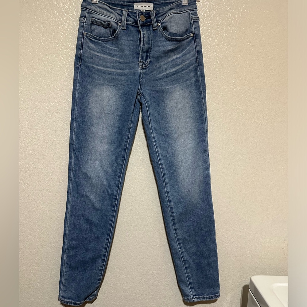 Risen Jeans
